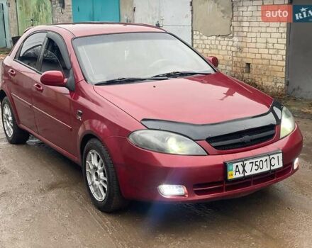 Красный Шевроле Лачетти, объемом двигателя 1.8 л и пробегом 121 тыс. км за 3750 $, фото 13 на Automoto.ua