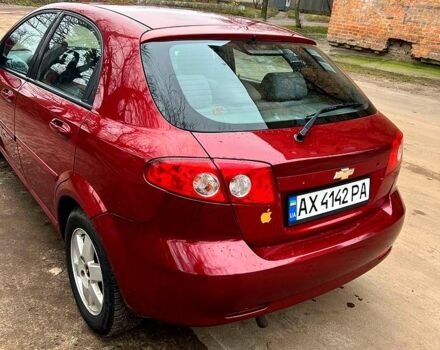 Красный Шевроле Лачетти, объемом двигателя 1.4 л и пробегом 200 тыс. км за 4000 $, фото 5 на Automoto.ua