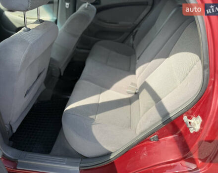 Красный Шевроле Лачетти, объемом двигателя 1.4 л и пробегом 258 тыс. км за 3300 $, фото 17 на Automoto.ua