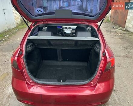 Красный Шевроле Лачетти, объемом двигателя 1.8 л и пробегом 121 тыс. км за 3750 $, фото 23 на Automoto.ua