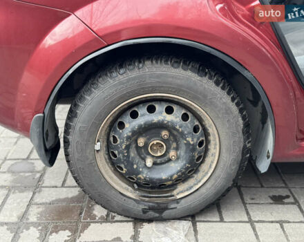 Красный Шевроле Лачетти, объемом двигателя 1.6 л и пробегом 251 тыс. км за 4000 $, фото 20 на Automoto.ua
