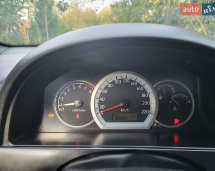 Красный Шевроле Лачетти, объемом двигателя 1.8 л и пробегом 110 тыс. км за 4600 $, фото 17 на Automoto.ua