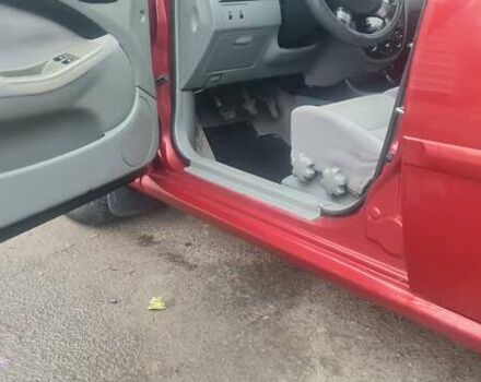 Красный Шевроле Лачетти, объемом двигателя 1.4 л и пробегом 259 тыс. км за 3500 $, фото 6 на Automoto.ua