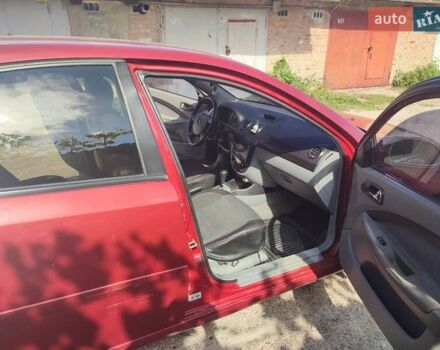 Красный Шевроле Лачетти, объемом двигателя 1.8 л и пробегом 202 тыс. км за 4400 $, фото 1 на Automoto.ua