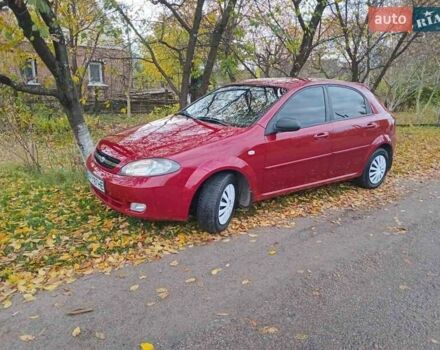 Красный Шевроле Лачетти, объемом двигателя 1.6 л и пробегом 141 тыс. км за 3399 $, фото 12 на Automoto.ua