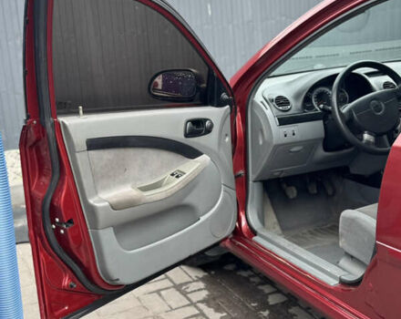 Красный Шевроле Лачетти, объемом двигателя 1.6 л и пробегом 251 тыс. км за 4000 $, фото 29 на Automoto.ua