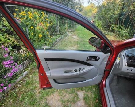 Красный Шевроле Лачетти, объемом двигателя 1.8 л и пробегом 110 тыс. км за 4600 $, фото 15 на Automoto.ua