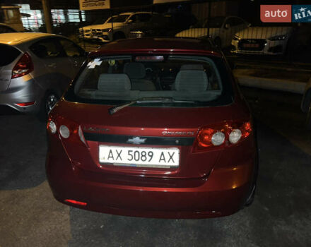 Красный Шевроле Лачетти, объемом двигателя 1.6 л и пробегом 200 тыс. км за 3350 $, фото 2 на Automoto.ua