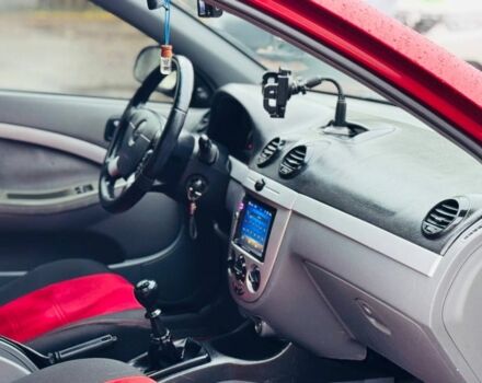 Червоний Шевроле Лачетті, об'ємом двигуна 1.6 л та пробігом 200 тис. км за 3850 $, фото 7 на Automoto.ua