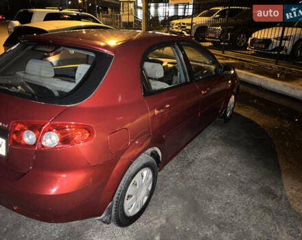 Красный Шевроле Лачетти, объемом двигателя 1.6 л и пробегом 200 тыс. км за 3350 $, фото 3 на Automoto.ua