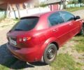 Красный Шевроле Лачетти, объемом двигателя 1.6 л и пробегом 303 тыс. км за 3300 $, фото 3 на Automoto.ua
