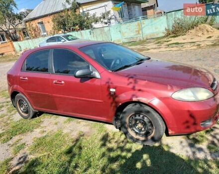 Красный Шевроле Лачетти, объемом двигателя 1.6 л и пробегом 303 тыс. км за 3300 $, фото 9 на Automoto.ua