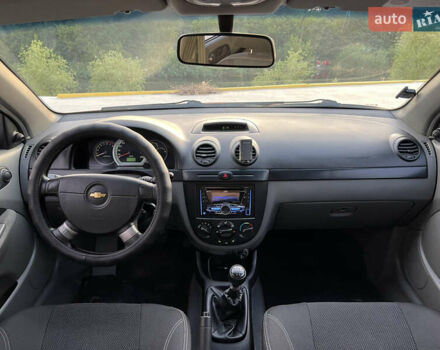 Шевроле Лачетти 2010 в Павлограде на Automoto.ua Красный Шевроле Лачетти, объемом двигателя 1.6 л и пробегом 86 тыс. км за 6450 $, фото 25 на Automoto.ua