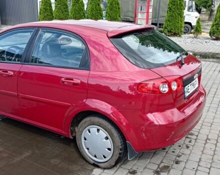 Красный Шевроле Лачетти, объемом двигателя 1.6 л и пробегом 133 тыс. км за 5000 $, фото 4 на Automoto.ua