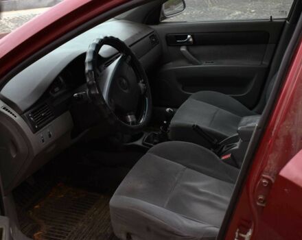 Красный Шевроле Лачетти, объемом двигателя 1.8 л и пробегом 365 тыс. км за 2800 $, фото 9 на Automoto.ua