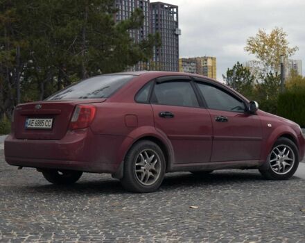Красный Шевроле Лачетти, объемом двигателя 1.8 л и пробегом 365 тыс. км за 2800 $, фото 3 на Automoto.ua