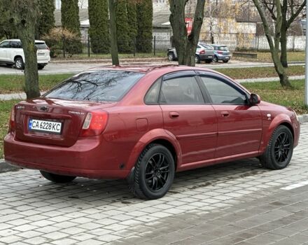 Красный Шевроле Лачетти, объемом двигателя 1.8 л и пробегом 230 тыс. км за 3550 $, фото 3 на Automoto.ua