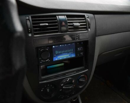 Красный Шевроле Лачетти, объемом двигателя 1.8 л и пробегом 365 тыс. км за 2800 $, фото 19 на Automoto.ua