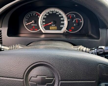 Червоний Шевроле Лачетті, об'ємом двигуна 1.4 л та пробігом 152 тис. км за 4200 $, фото 6 на Automoto.ua