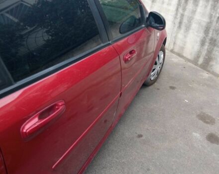 Красный Шевроле Лачетти, объемом двигателя 1.6 л и пробегом 143 тыс. км за 3800 $, фото 4 на Automoto.ua