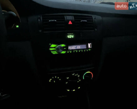 Красный Шевроле Лачетти, объемом двигателя 1.8 л и пробегом 305 тыс. км за 1850 $, фото 13 на Automoto.ua