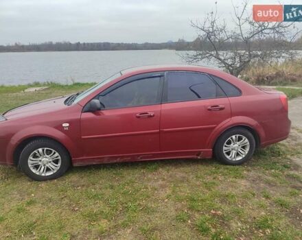 Красный Шевроле Лачетти, объемом двигателя 1.6 л и пробегом 296 тыс. км за 2900 $, фото 3 на Automoto.ua