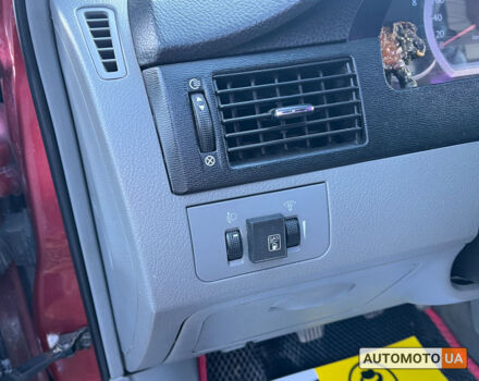 Красный Шевроле Лачетти, объемом двигателя 1.6 л и пробегом 256 тыс. км за 4300 $, фото 8 на Automoto.ua