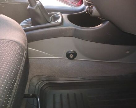 Красный Шевроле Лачетти, объемом двигателя 1.6 л и пробегом 198 тыс. км за 5200 $, фото 5 на Automoto.ua