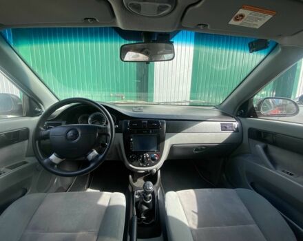 Красный Шевроле Лачетти, объемом двигателя 1.6 л и пробегом 220 тыс. км за 3600 $, фото 17 на Automoto.ua