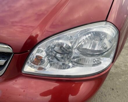 Красный Шевроле Лачетти, объемом двигателя 1.6 л и пробегом 220 тыс. км за 3600 $, фото 1 на Automoto.ua