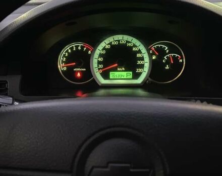 Красный Шевроле Лачетти, объемом двигателя 1.8 л и пробегом 155 тыс. км за 5300 $, фото 8 на Automoto.ua