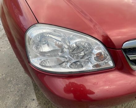 Красный Шевроле Лачетти, объемом двигателя 1.6 л и пробегом 220 тыс. км за 3600 $, фото 2 на Automoto.ua