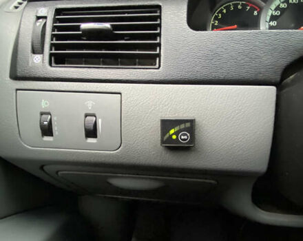 Красный Шевроле Лачетти, объемом двигателя 1.8 л и пробегом 267 тыс. км за 3500 $, фото 6 на Automoto.ua