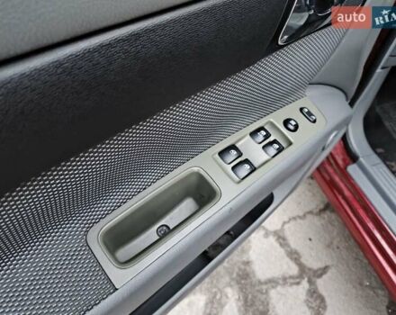 Красный Шевроле Лачетти, объемом двигателя 1.8 л и пробегом 139 тыс. км за 5300 $, фото 8 на Automoto.ua