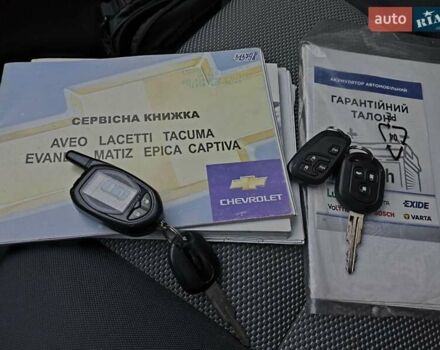 Красный Шевроле Лачетти, объемом двигателя 1.8 л и пробегом 139 тыс. км за 5300 $, фото 12 на Automoto.ua