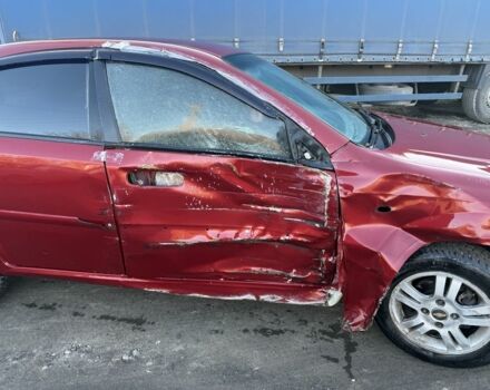 Червоний Шевроле Лачетті, об'ємом двигуна 1.8 л та пробігом 300 тис. км за 1550 $, фото 4 на Automoto.ua