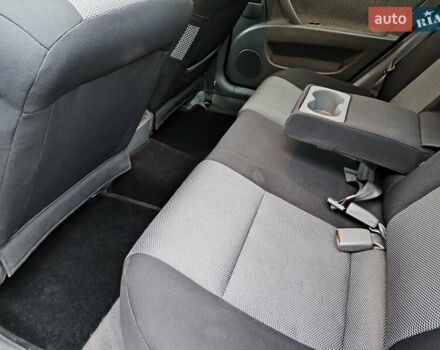 Красный Шевроле Лачетти, объемом двигателя 1.8 л и пробегом 139 тыс. км за 5300 $, фото 10 на Automoto.ua