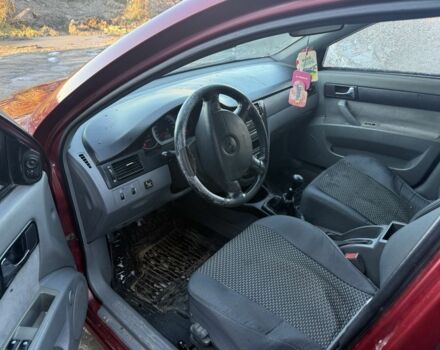 Червоний Шевроле Лачетті, об'ємом двигуна 1.8 л та пробігом 300 тис. км за 1550 $, фото 6 на Automoto.ua