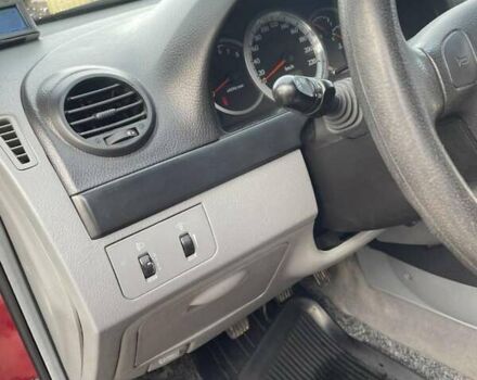 Красный Шевроле Лачетти, объемом двигателя 1.6 л и пробегом 130 тыс. км за 6200 $, фото 14 на Automoto.ua