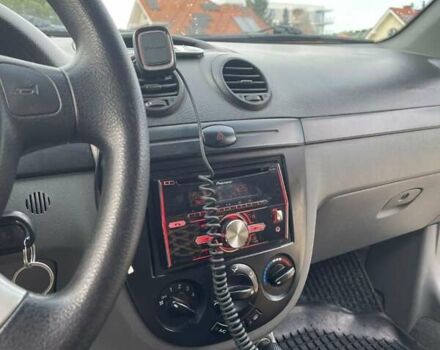 Красный Шевроле Лачетти, объемом двигателя 1.6 л и пробегом 130 тыс. км за 6200 $, фото 15 на Automoto.ua