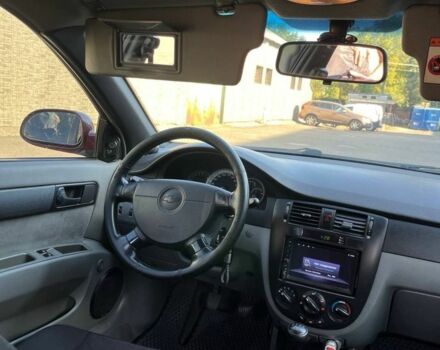 Красный Шевроле Лачетти, объемом двигателя 1.8 л и пробегом 171 тыс. км за 4400 $, фото 4 на Automoto.ua