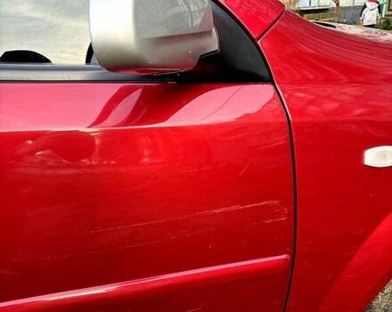 Красный Шевроле Лачетти, объемом двигателя 1.6 л и пробегом 153 тыс. км за 3500 $, фото 7 на Automoto.ua