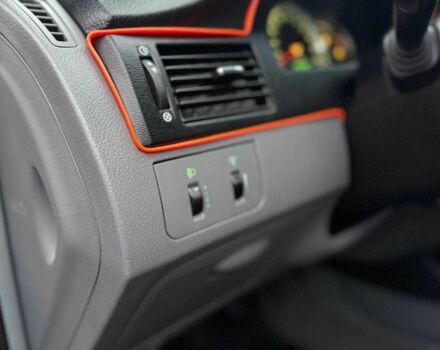 Красный Шевроле Лачетти, объемом двигателя 0 л и пробегом 158 тыс. км за 5690 $, фото 16 на Automoto.ua