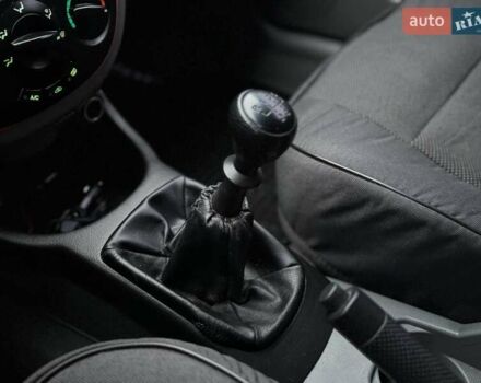 Красный Шевроле Лачетти, объемом двигателя 1.8 л и пробегом 158 тыс. км за 5690 $, фото 22 на Automoto.ua