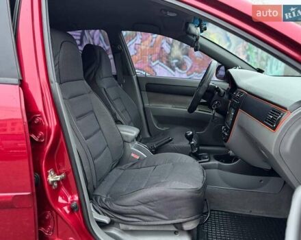 Красный Шевроле Лачетти, объемом двигателя 1.8 л и пробегом 158 тыс. км за 5690 $, фото 11 на Automoto.ua