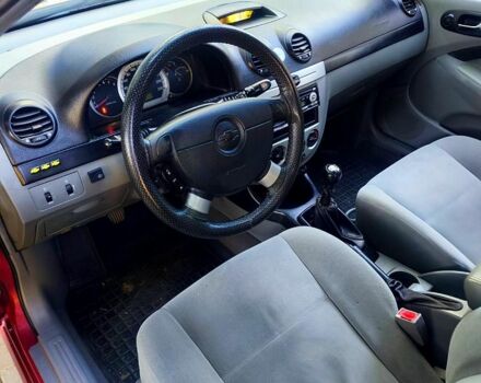 Красный Шевроле Лачетти, объемом двигателя 1.6 л и пробегом 220 тыс. км за 4200 $, фото 3 на Automoto.ua