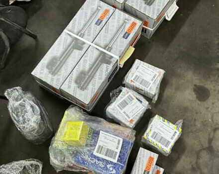 Червоний Шевроле Лачетті, об'ємом двигуна 1.8 л та пробігом 280 тис. км за 5850 $, фото 27 на Automoto.ua