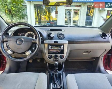 Красный Шевроле Лачетти, объемом двигателя 1.6 л и пробегом 220 тыс. км за 4300 $, фото 16 на Automoto.ua