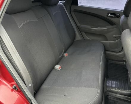 Красный Шевроле Лачетти, объемом двигателя 1.8 л и пробегом 251 тыс. км за 3999 $, фото 22 на Automoto.ua