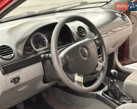 Красный Шевроле Лачетти, объемом двигателя 1.8 л и пробегом 220 тыс. км за 3300 $, фото 14 на Automoto.ua